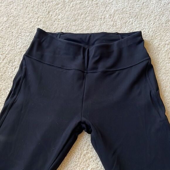 FABLETICS Black Leggings 🖤 - Picture 3 of 5